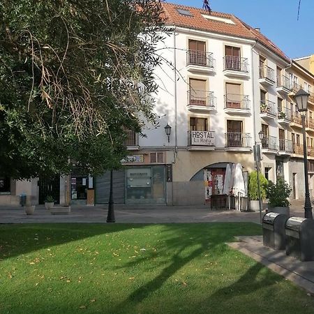 Hostal La Reina Θαμόρα Εξωτερικό φωτογραφία