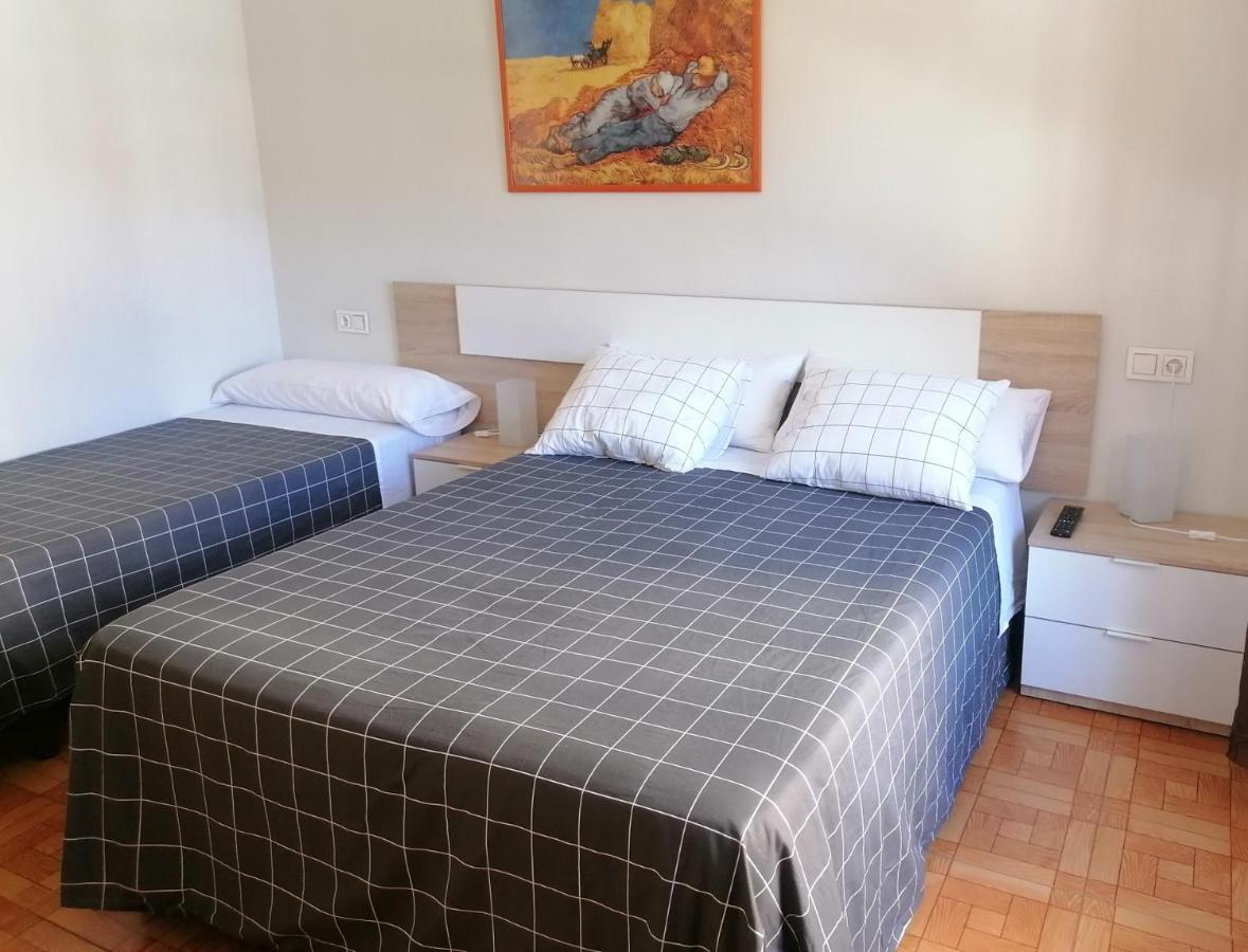 Hostal La Reina Θαμόρα Εξωτερικό φωτογραφία